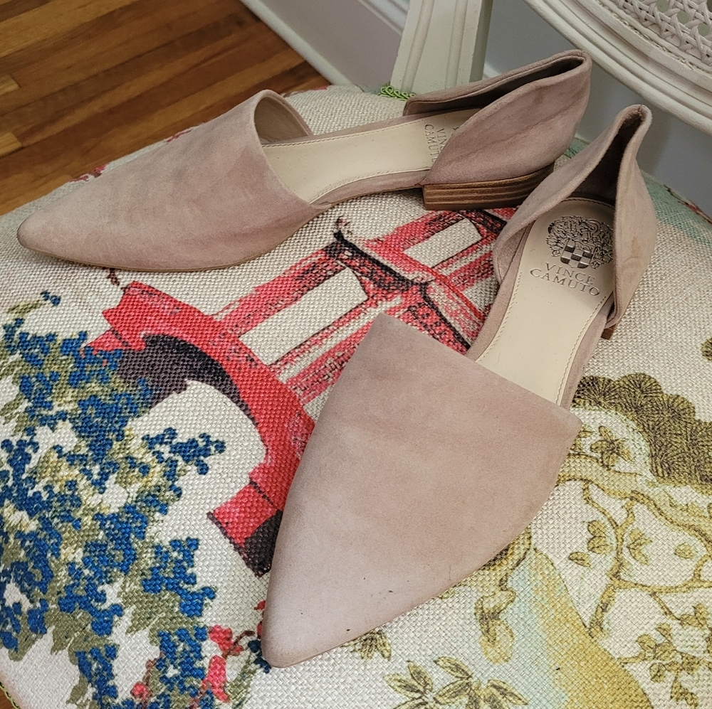Vince Camuto pointed toe suede flats